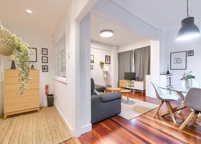 Vt Recien Renovada En Zabalburu Appartement Bilbao